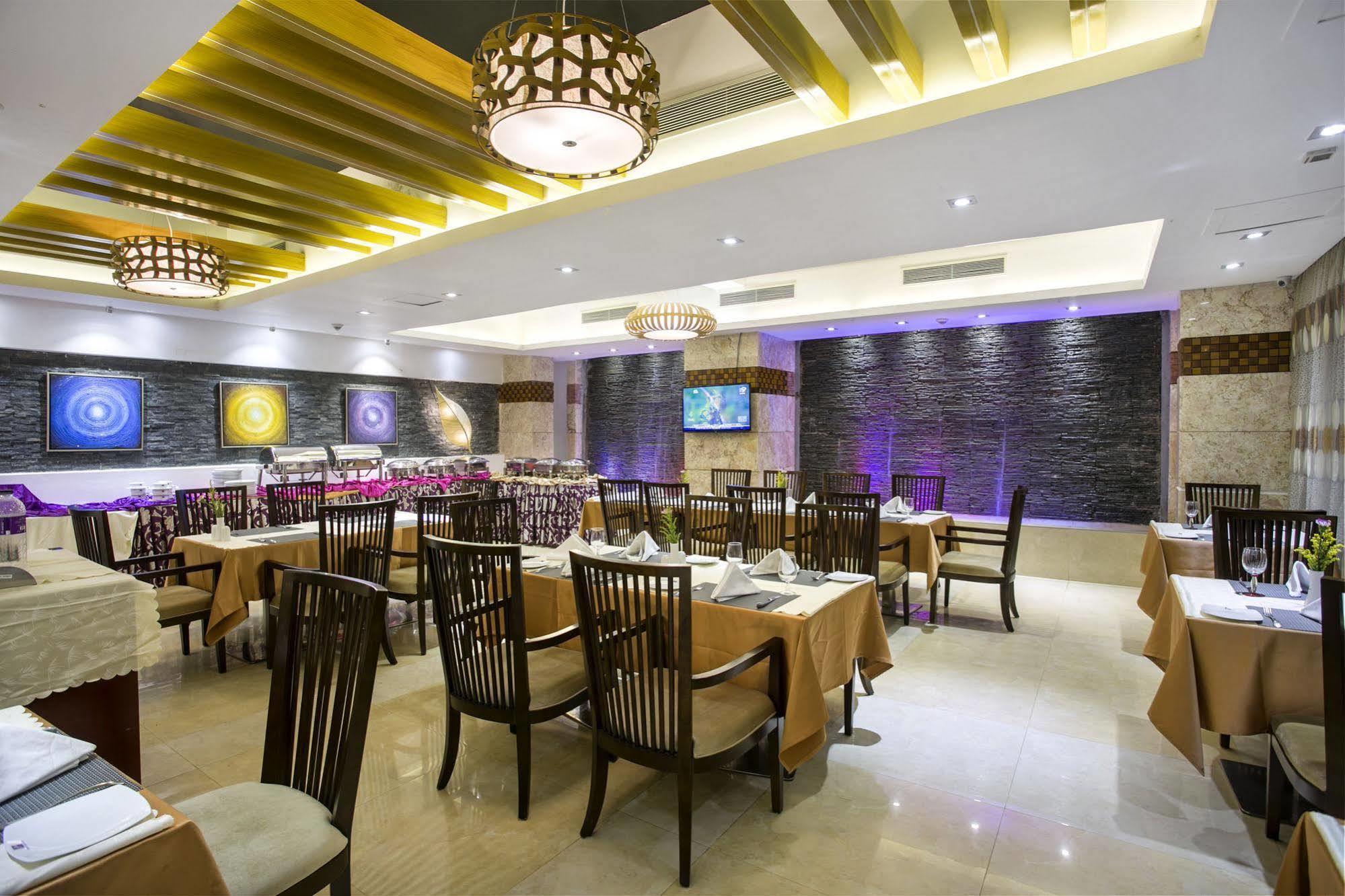 Bengal Blueberry Hotel Dhaka Exterior photo